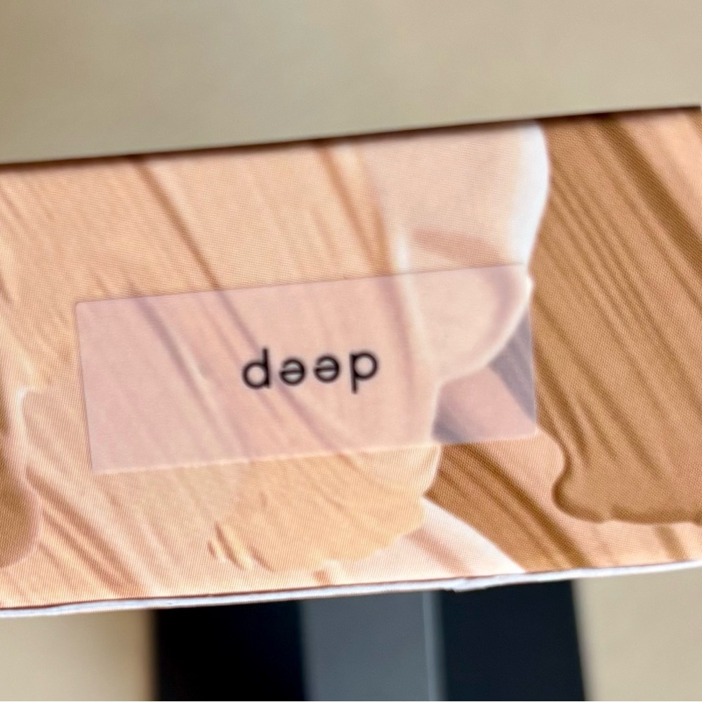 Laura Geller Deep Nude Palette - Picture 2 of 2